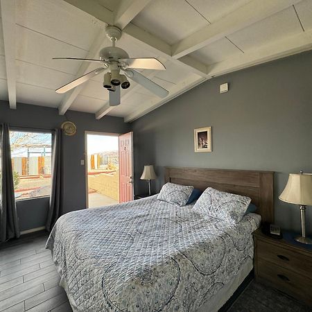 טוונטיניין פאלמס Harmony Motel מראה חיצוני תמונה